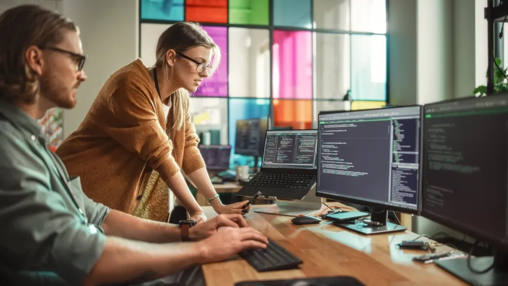 Challenges and Benefits of Implementing AI in Logistics